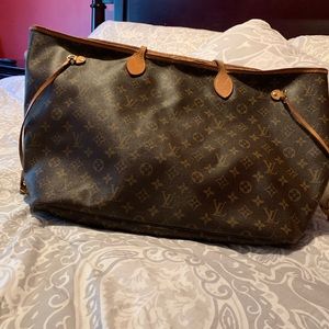 Authentic Louis Vuitton Neverfull GM